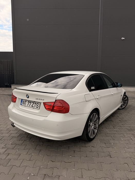 Bmw 320XD 2011 Automat 184 cai