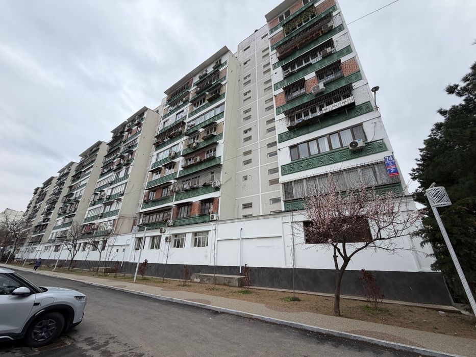 Продаётся! Квартира 1-Этаж Юнусабад 4 кв Биллур