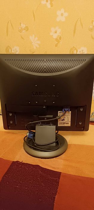 Монитор SAMSUNG 931BF