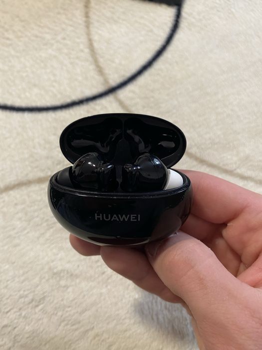 Vând căști Huawei buds i4