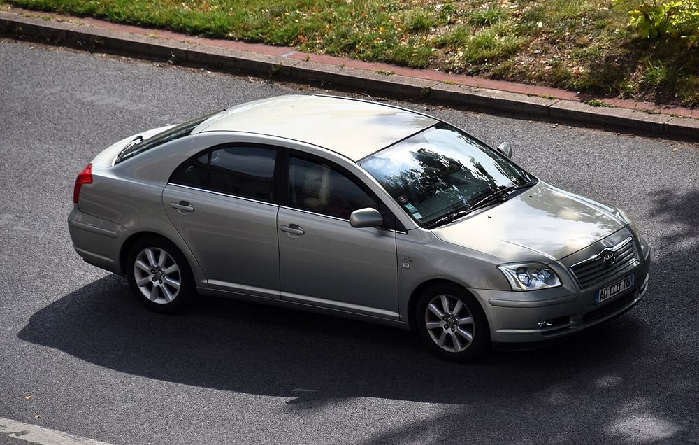 Toyota Avensis (T25), 2003-2006 PIESE AUTO