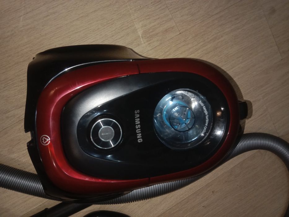 Пылесос Samsung новый