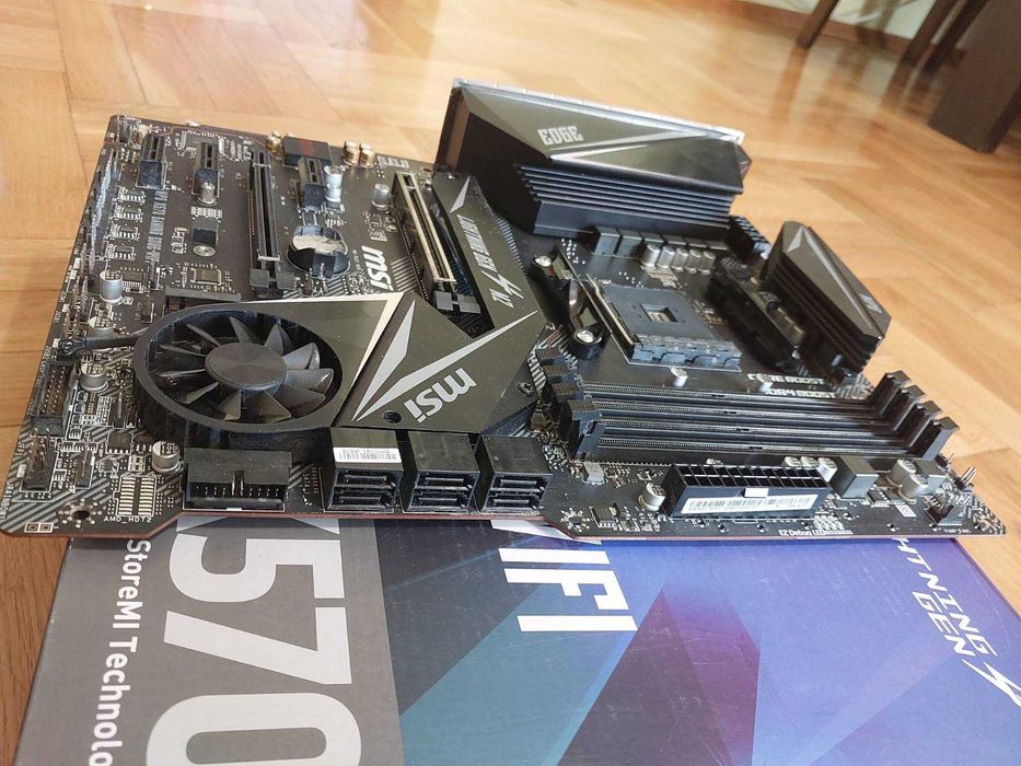 AMD Ryzen 9 5900Х + MSI X570 Gaming Edge Wi-Fi