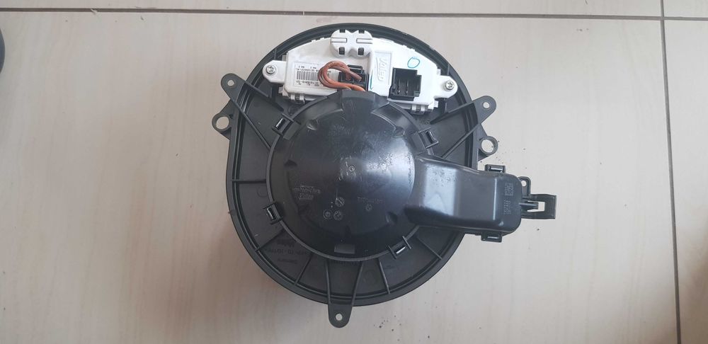 Modul confort airbag frana lumini Senzor parcare BMW Calculator FRM CAS ECU BMW F10 F20 F25 F30 E60 E70 E83 E90