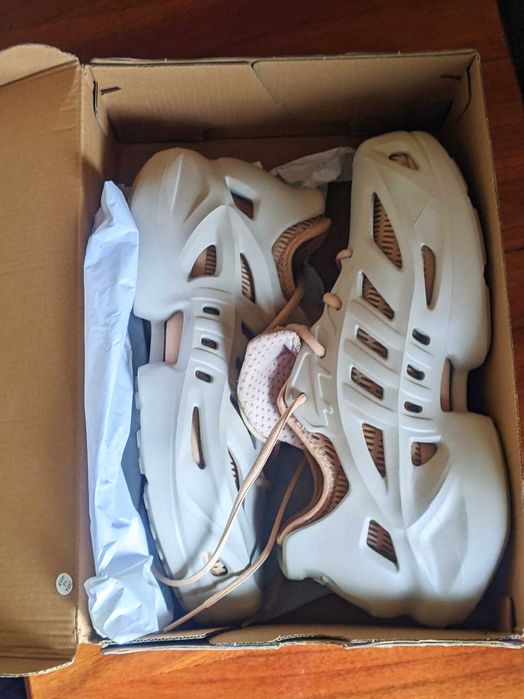 Adidasi ADIDAS Adifom Climacool, numarul 44, NOI