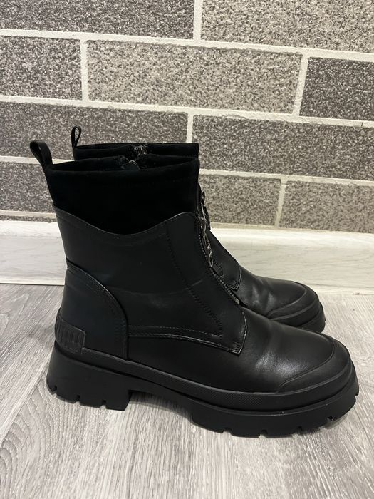 Продам ботинки осень/весна