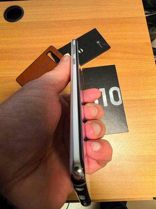 Samsung S10 128gb cu 8ram