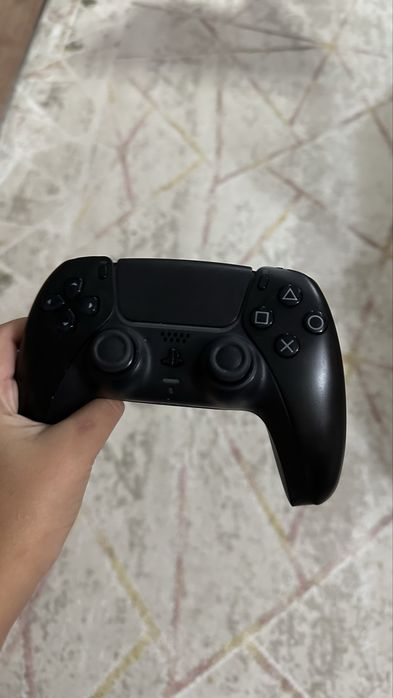 Продам айфон 14 про в корпусе 17 про и PlayStation. 5