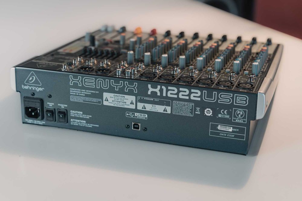 Mixer Behringer XENYX X1222USB - stare impecabilă in garantie