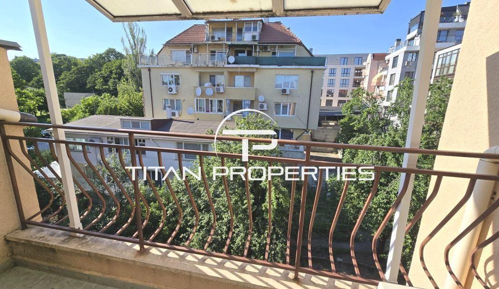 Дава се под наем Четиристаен апартамент в Варна, Бриз - 130 кв.м за 700 € - Снимка #12