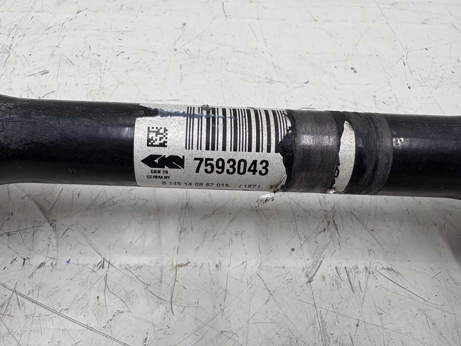 Предна лява полуоска БМВ Ф10 Ф11 Ф06 Ф12 Ф13