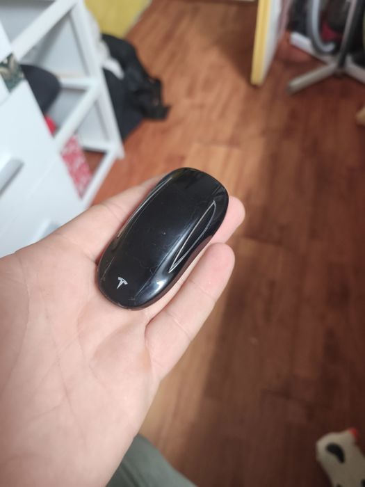 Cheie tesla model X reprogramabila