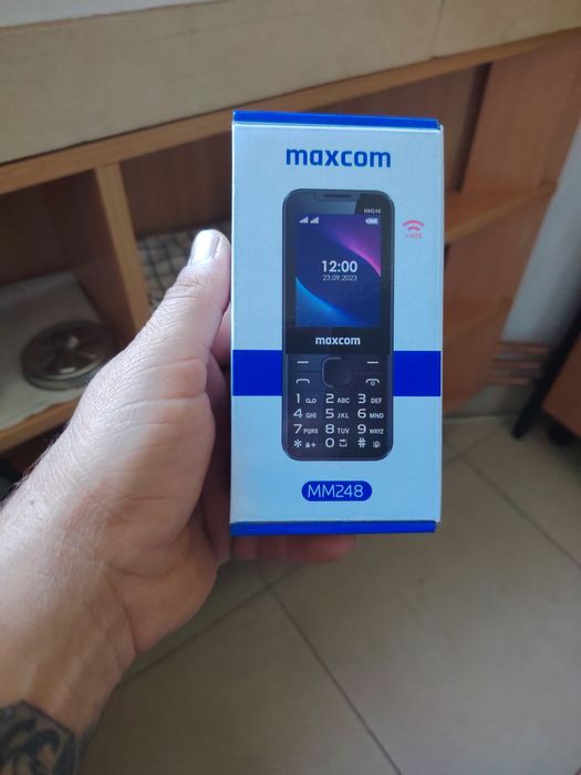 Telefon MAXCOM MM248