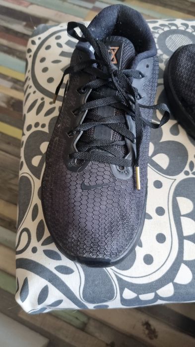 Маратонки Nike .