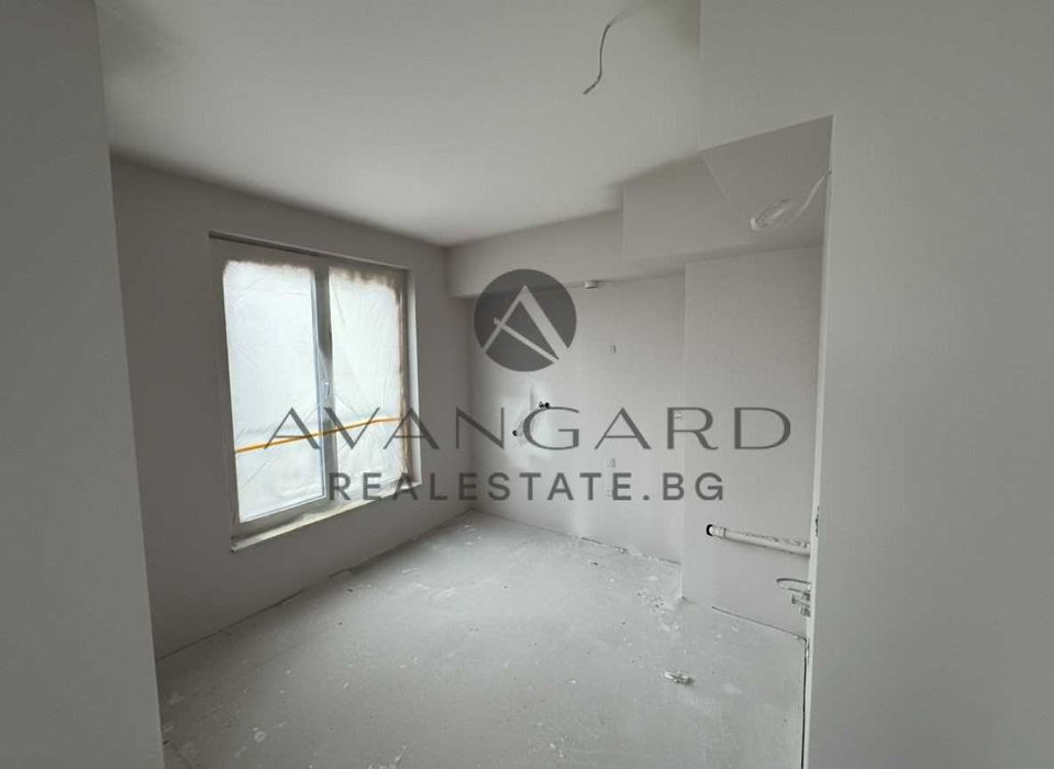 оф.24858 Пред акт 16 двустаен в ниска сграда/ Алати