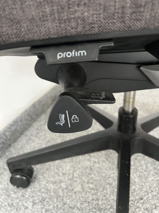 Офис сет-бюро с регулиране и стол - мебели