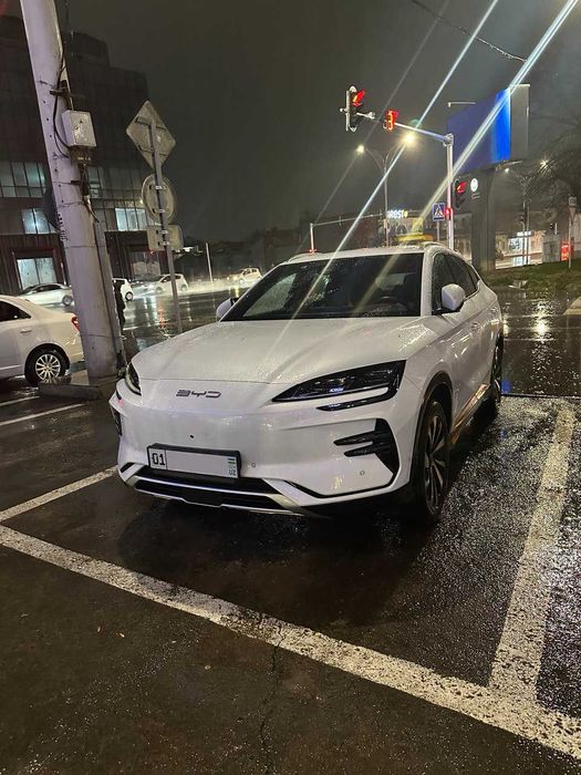 BYD SONG plus champion 605