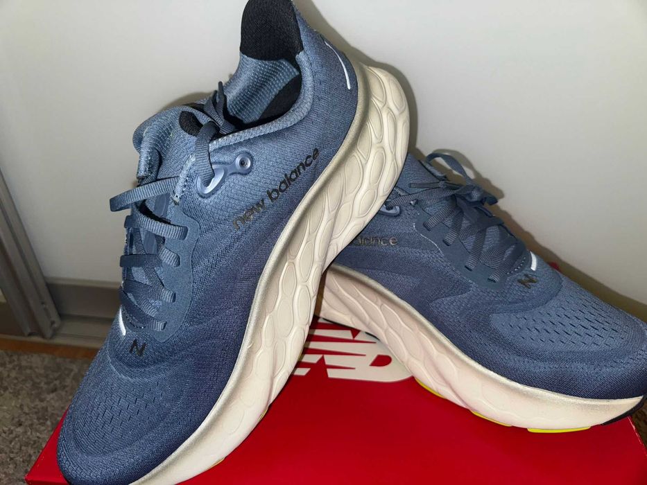 New Balance Fresh Foam X More v4 - 42-43-44EU - Running