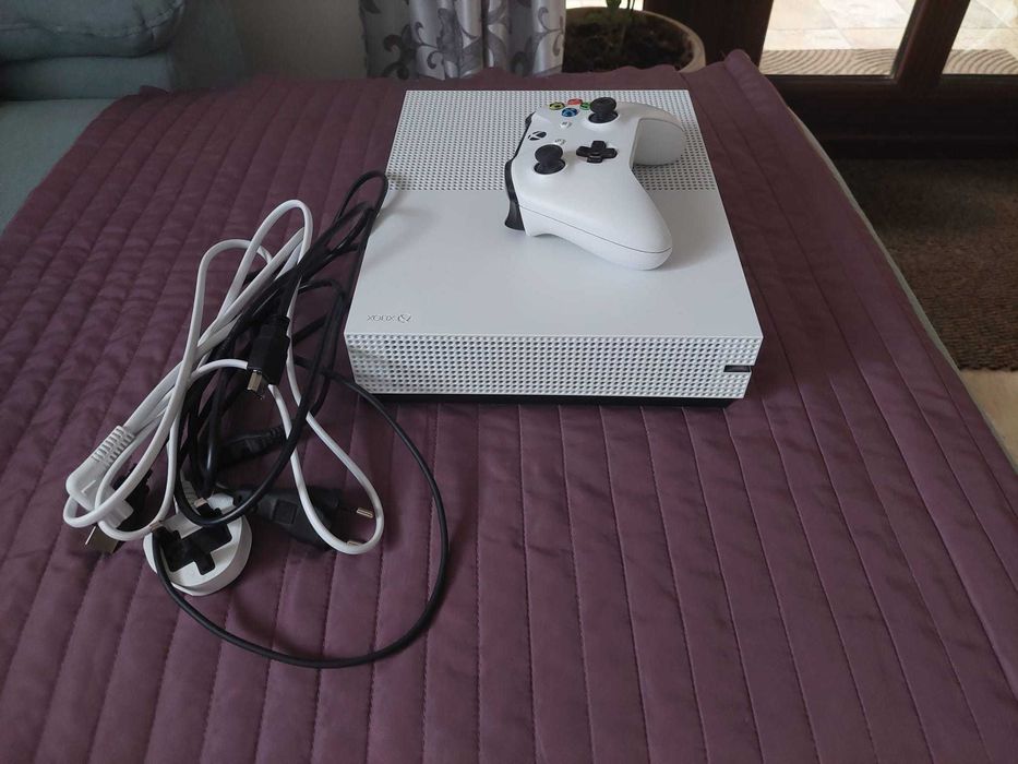 Consola Microsoft Xbox One Slim 1TB