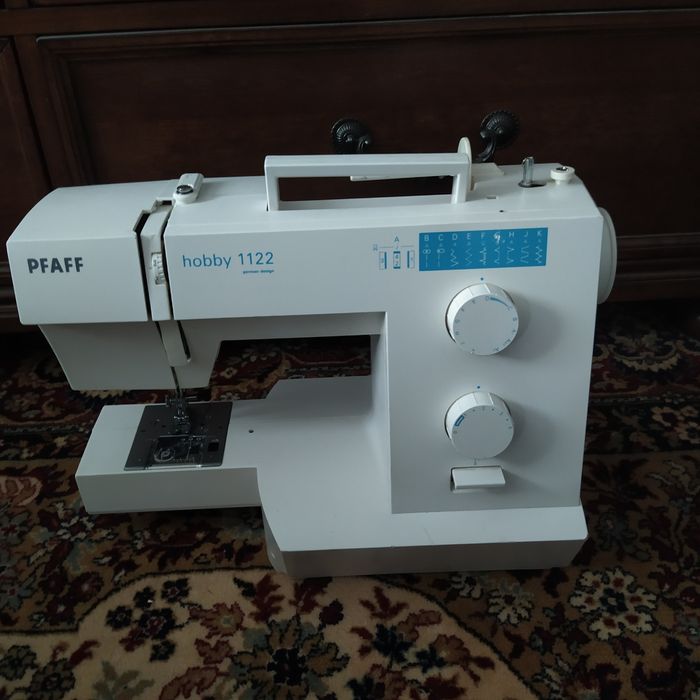 Mașina de cusut Pfaff Hobby 1122 Drumul Carului • OLX.ro