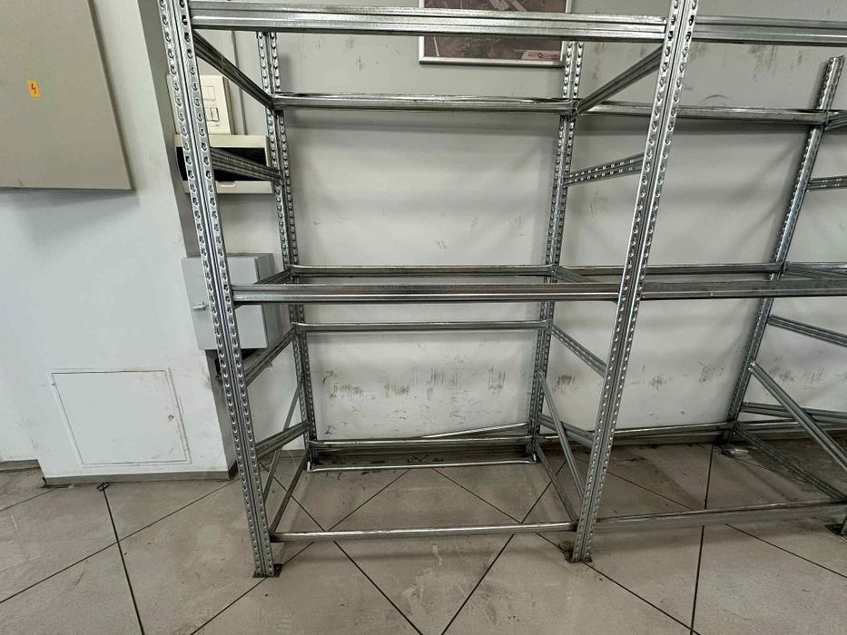 Стелажи масивни 3 метра височина