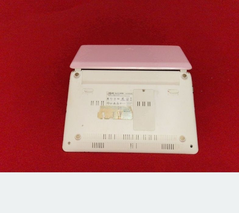 Mini laptop Asus Eee PC 1005HA, funcțional la priza