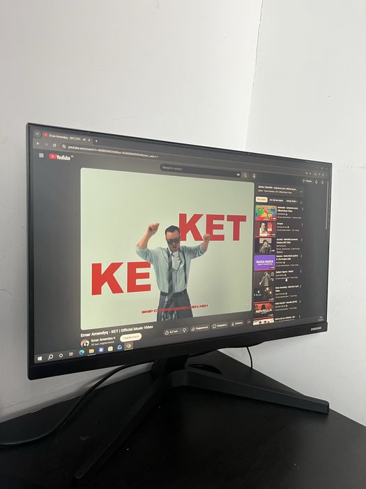 Монитор самсунг