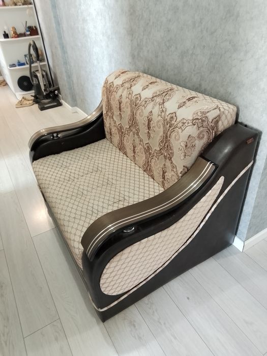 Диван для гостиной