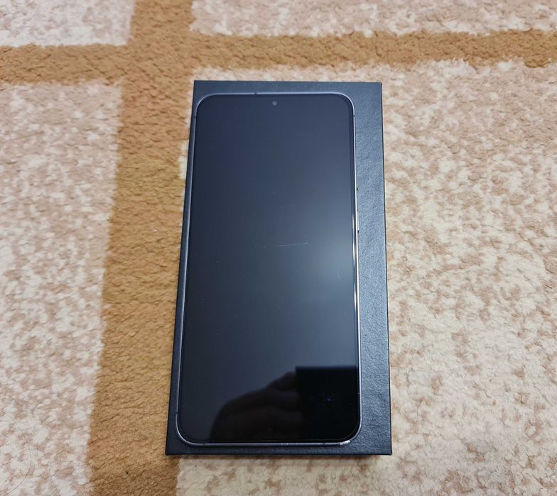 Телефон Samsung S24+