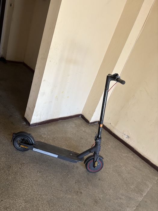 vand trotineta electrica xiaomi mi pro 2