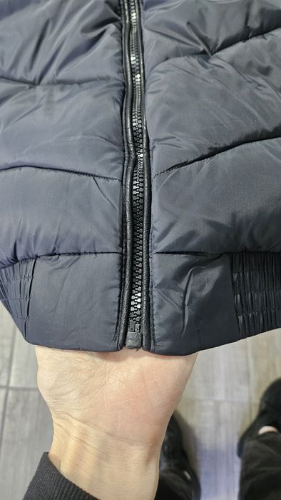 Продам новую зимнюю куртку
