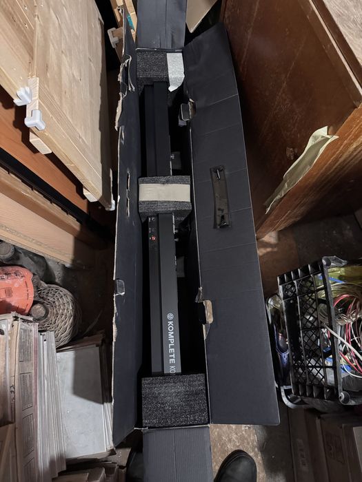 Native Instruments Komplete Kontrol S61 MK2 Миди клавиатура