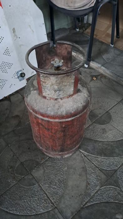 Продам газ баллон срочно