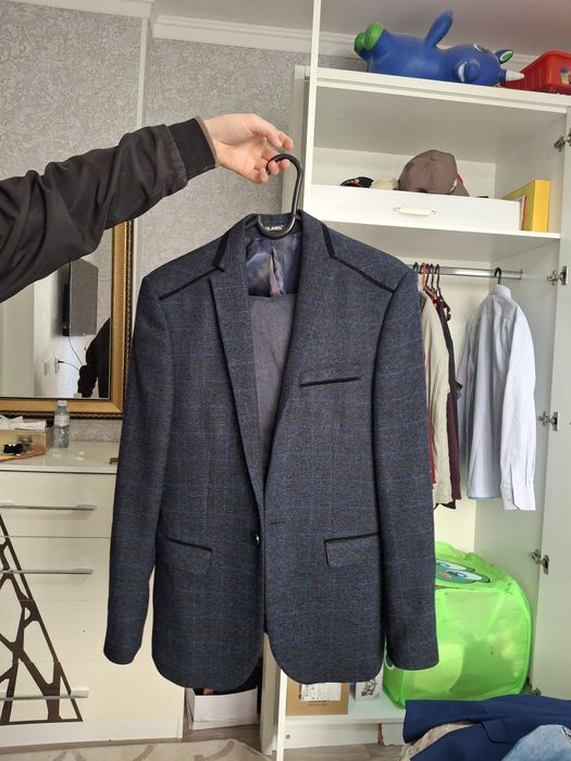 Продаются костюмы!!!