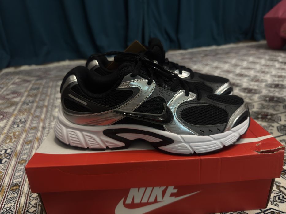 Кроссовки Nike V5