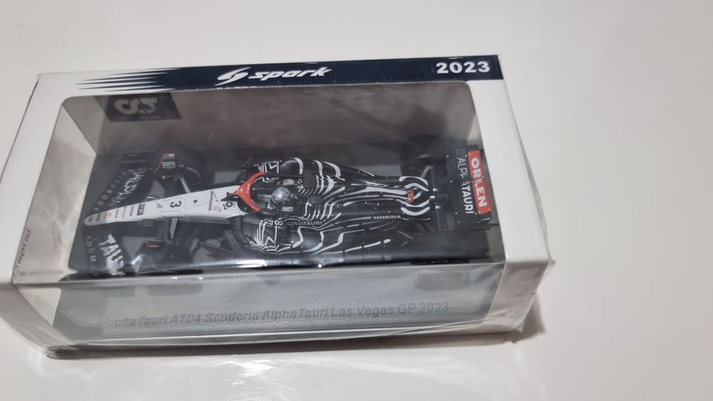 Alpha Tauri AT04 special livery Daniel Ricciardo Las Vegas 1:43 Spark