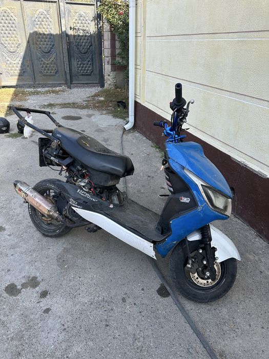 Продам скутер м8