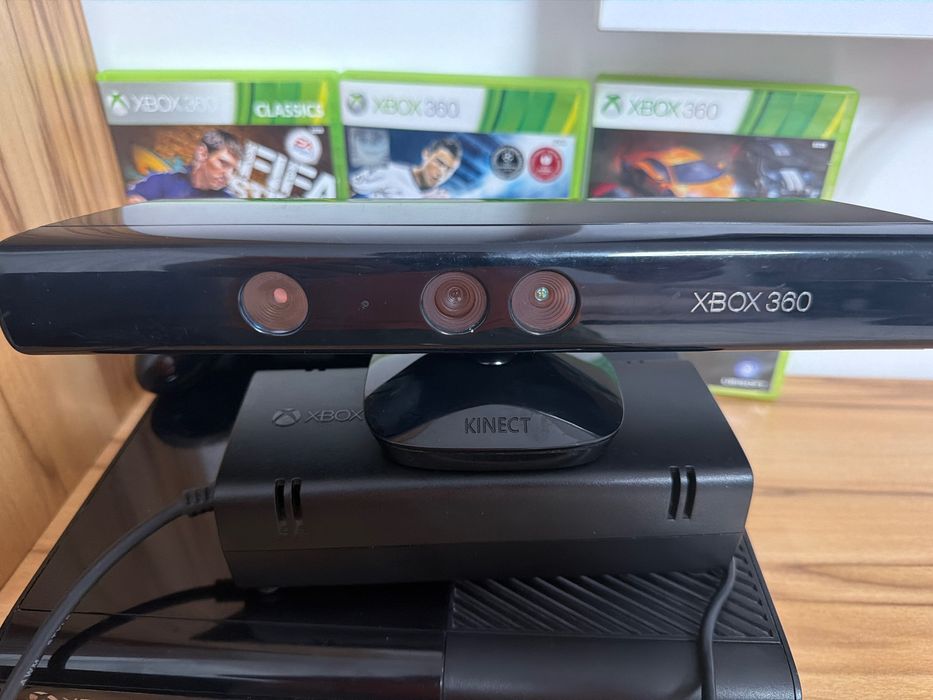 Xbox 360 E - 500gb - maneta - jocuri - kinect