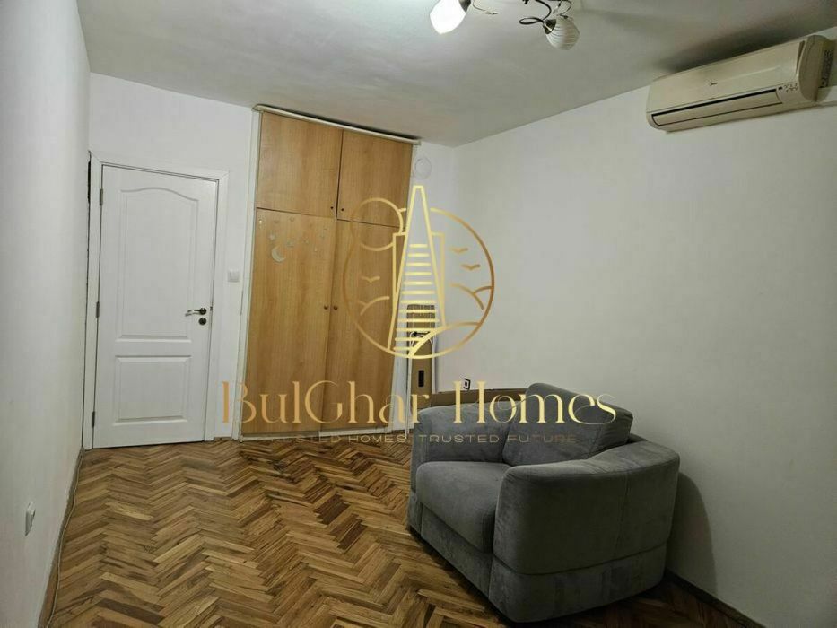 Дава се под наем Двустаен апартамент в Варна, Цветен квартал - 54 кв.м за 348.84 € - Снимка #3