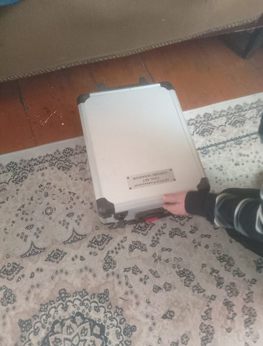 Продам набор инструментов