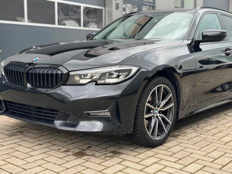 BMW 3 Series 2019 — imagine 2