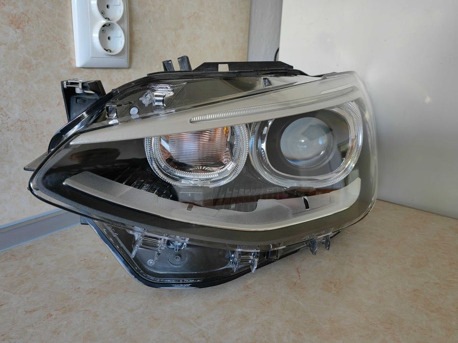 Фар BMW 1 F20 Bi-Xenon LED ляв / Фар БМВ 1 Ф20 / Фар BMW F 20 Оригинален