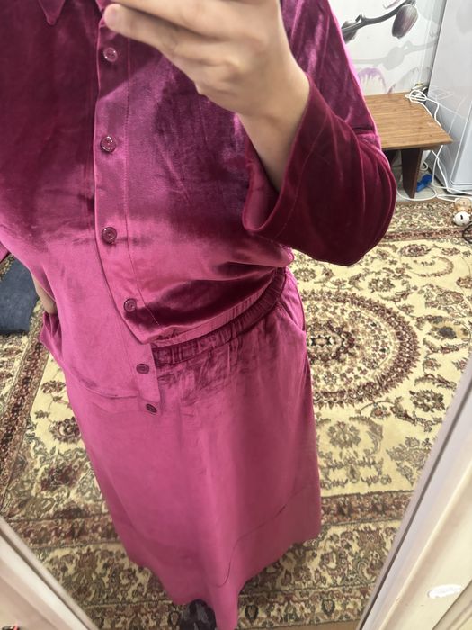 Продам костюм велюревый