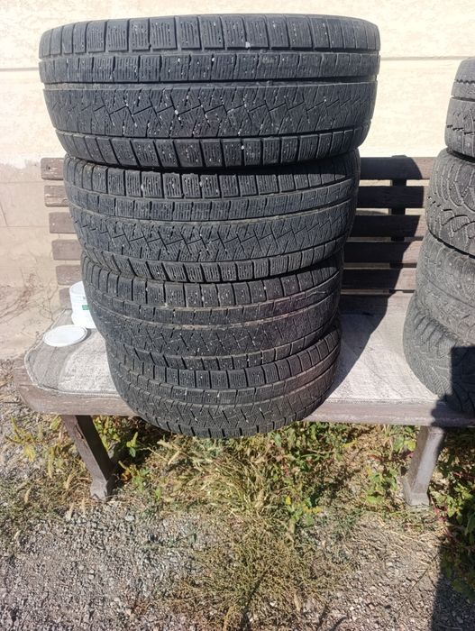 Продам зимние шины бу.