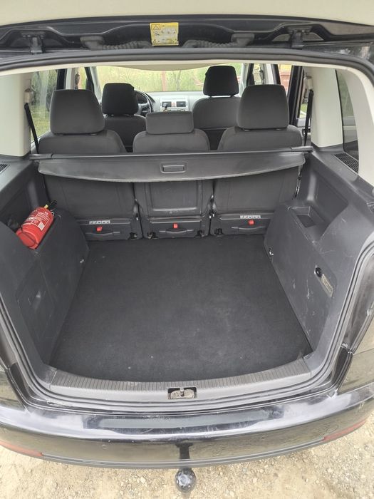 VOLKSWAGEN Touran 2008 — imagine 4