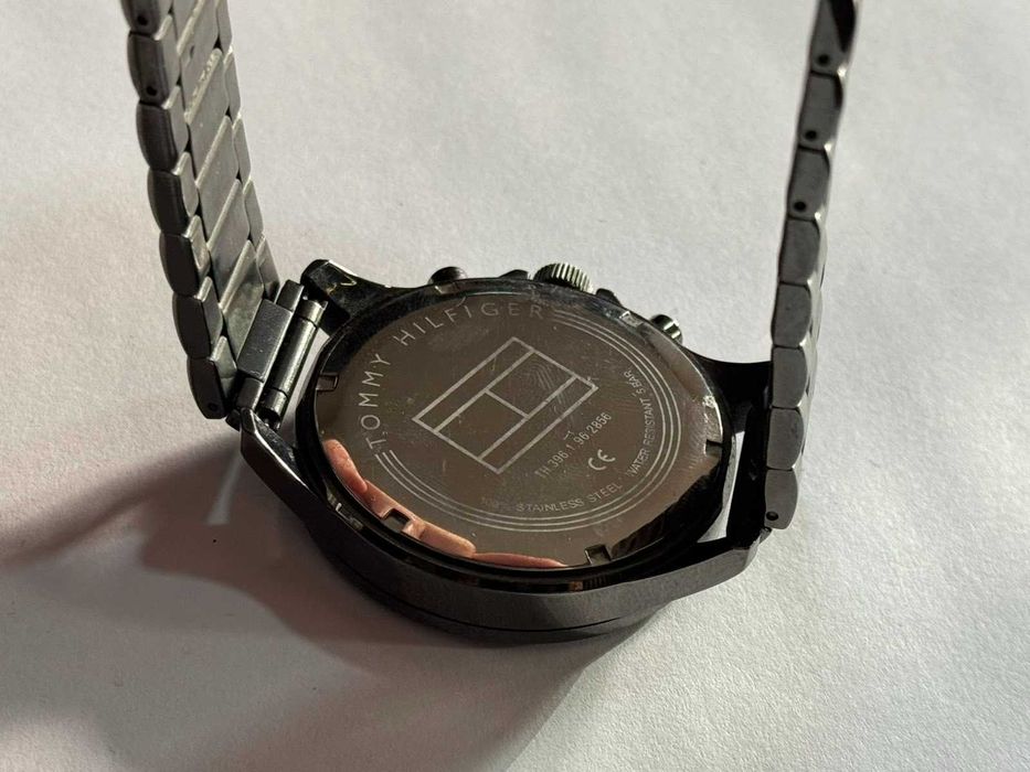 Часовник Tommy Hilfiger TH936