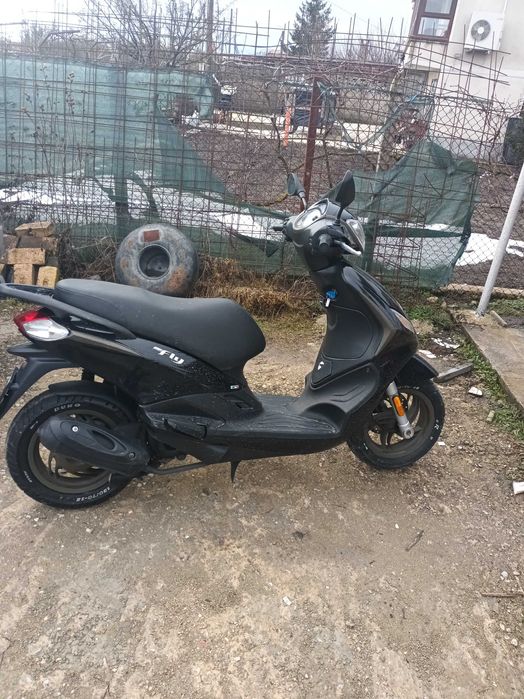 Продавам , нов мотор на малко километри