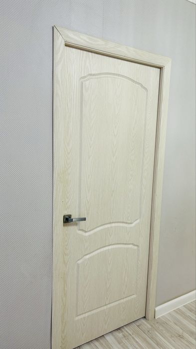 Продам двери б/у