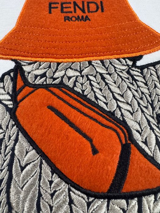 Fendi-Чисто нова мъжка оригинална тениска Л размер