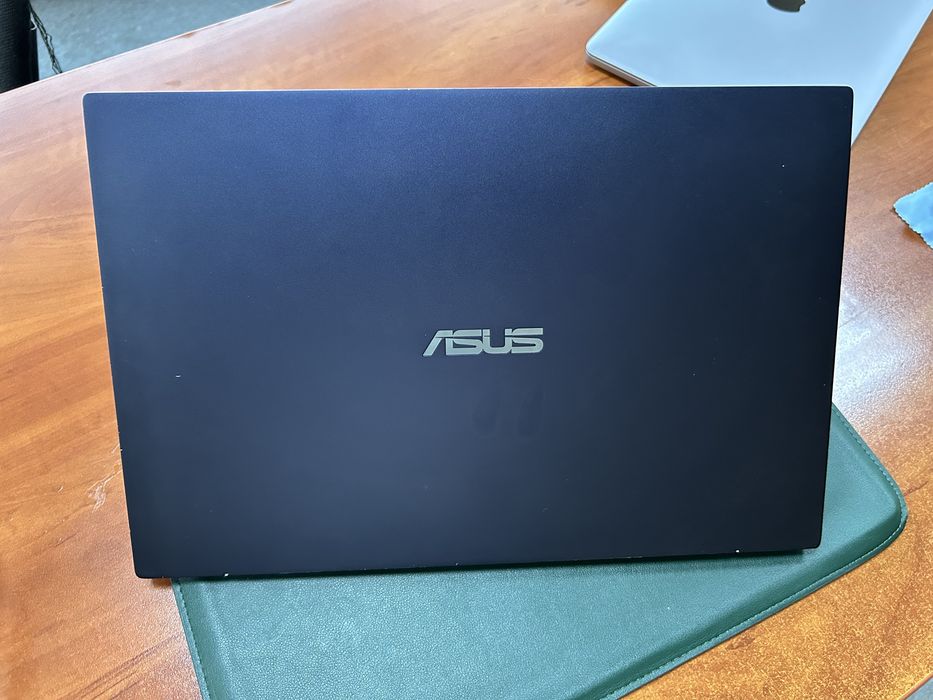 Asus ExpertBook B1 мощный и надёжный ноутбук для IT и дизайна!